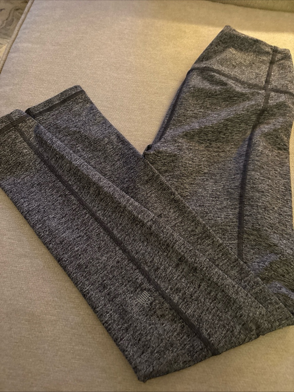 Victoria's Secret Sport Women coolant knockout Heathered Gray leggings